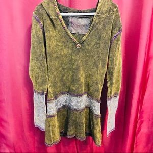 Girls size 14 hooded shirt